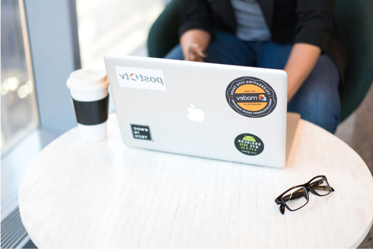 Projeto B - identidade visual